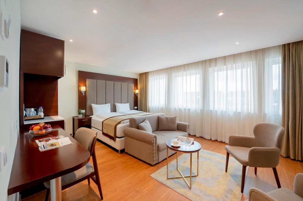 Hotel Palast 3*