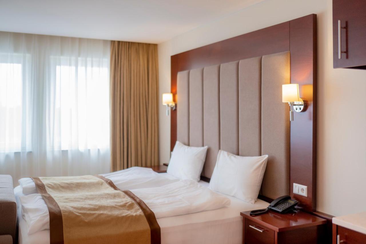 Hotel Palast 3*
